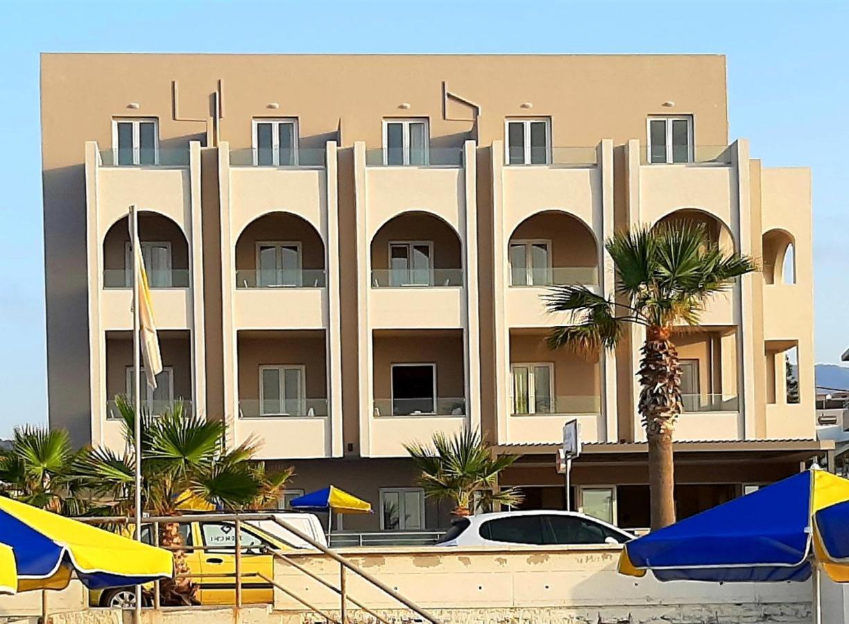 Marilyn Apartments Rethymno Exterior foto